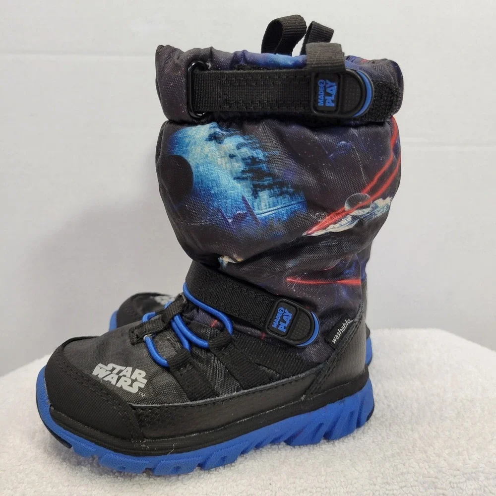 Stride Rite X Star Wars Sneaker Boot Kid Size 5 Made 2 Play Washable Snow Boot